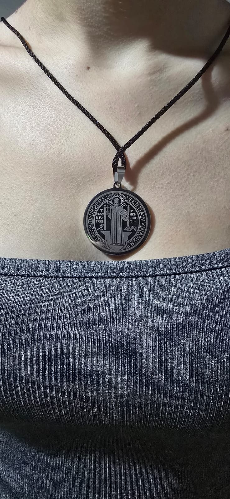 Collar Medalla San Benito Doble Cara