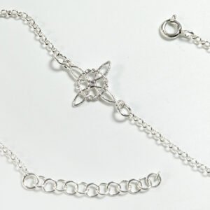 Pulsera PLata Nudo de Bruja con Brillantito
